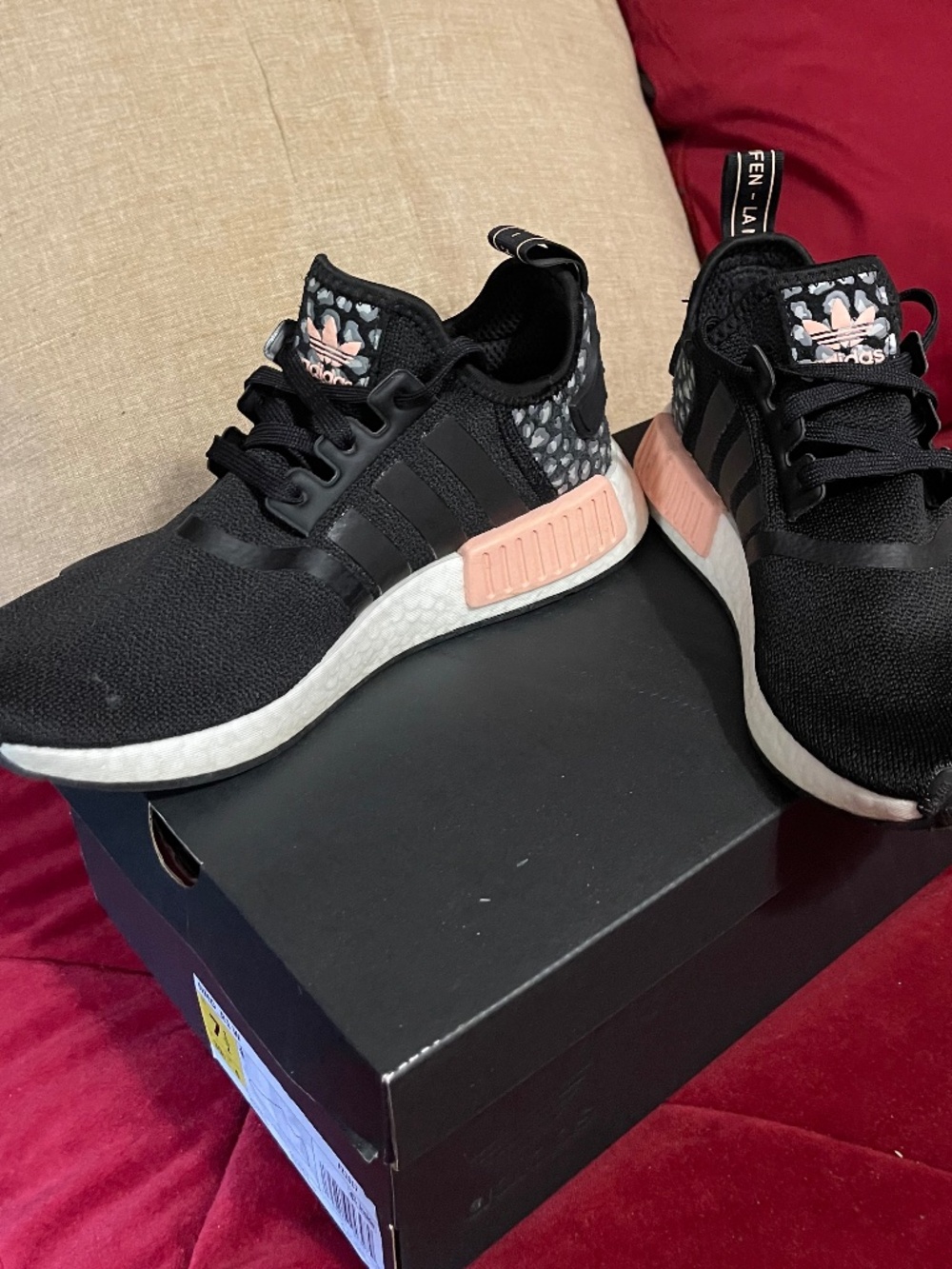 Adidas Sneakers